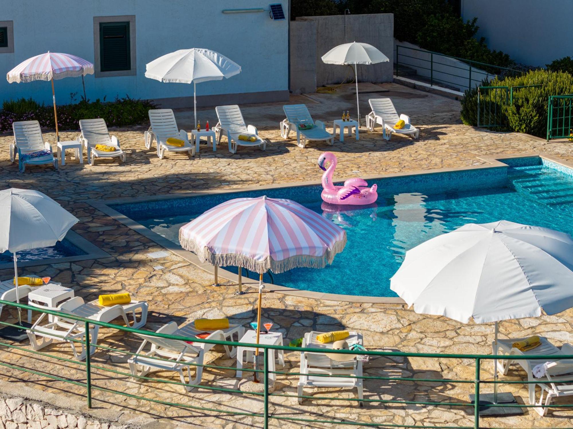 Apartment Milna - With Swimming Pool & Amazing Seaviews, Above Bijaka Beach Dış mekan fotoğraf